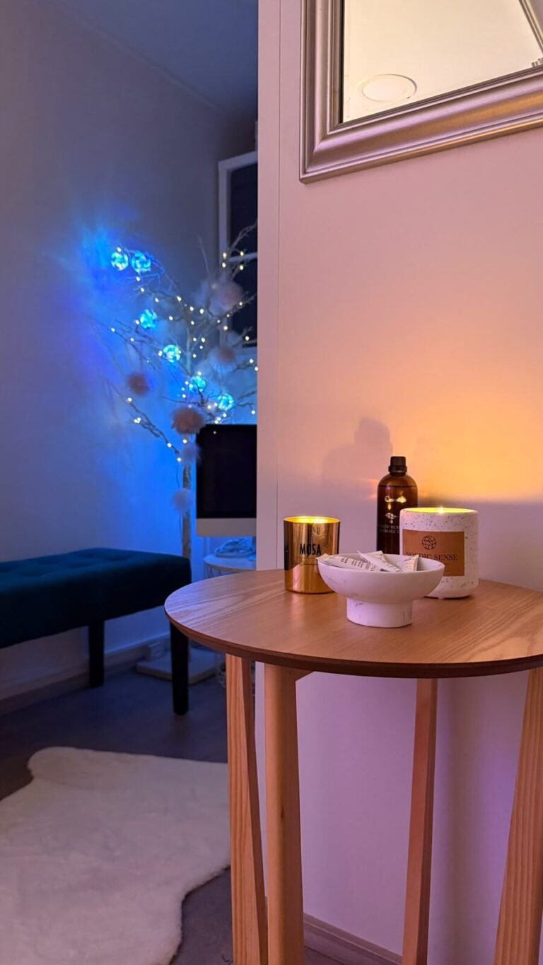 Rentoutumisnurkkaus kauneushoitolassa Vallilassa